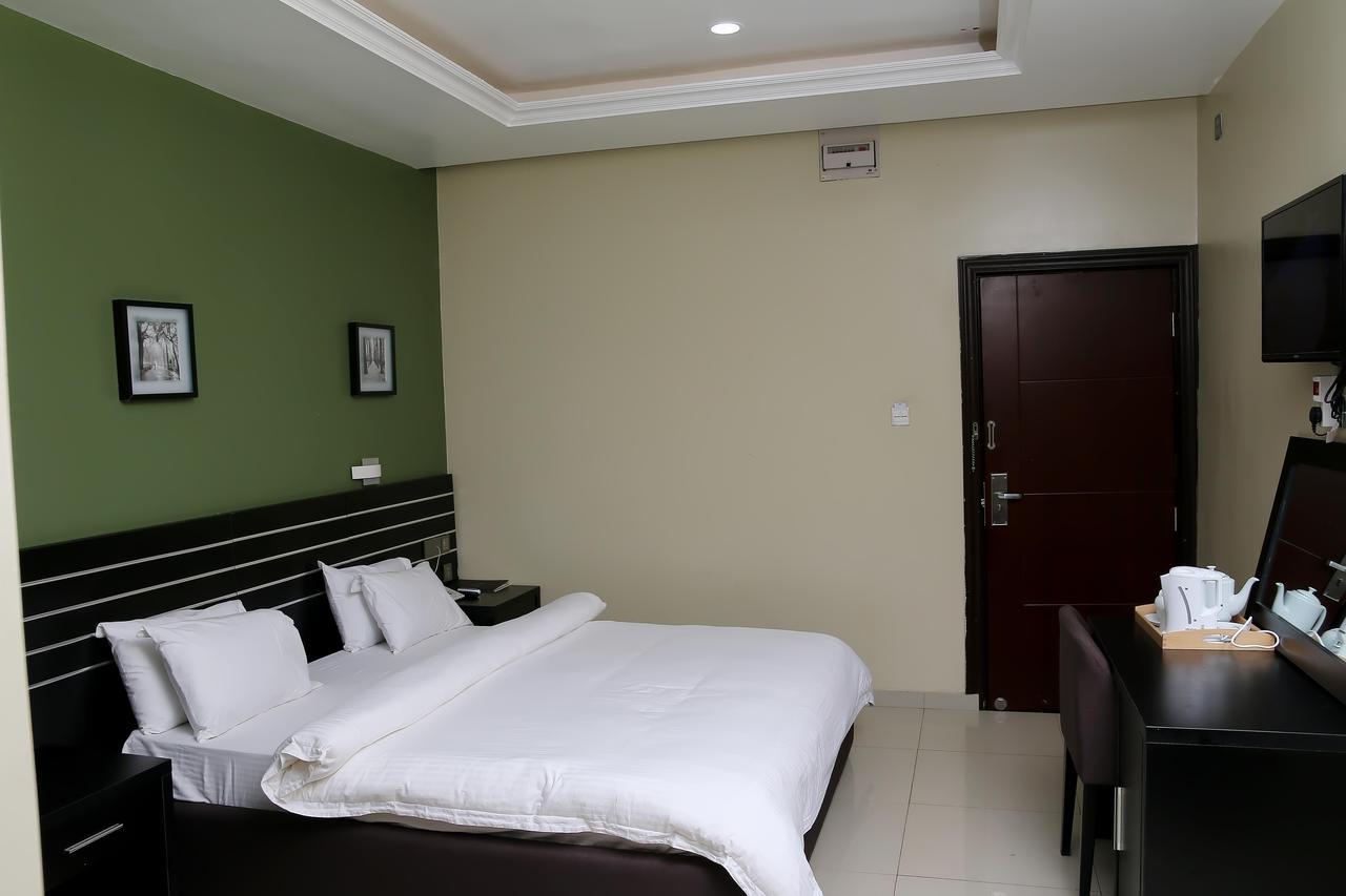 Albertville Luxury Rooms Ilesa Екстер'єр фото