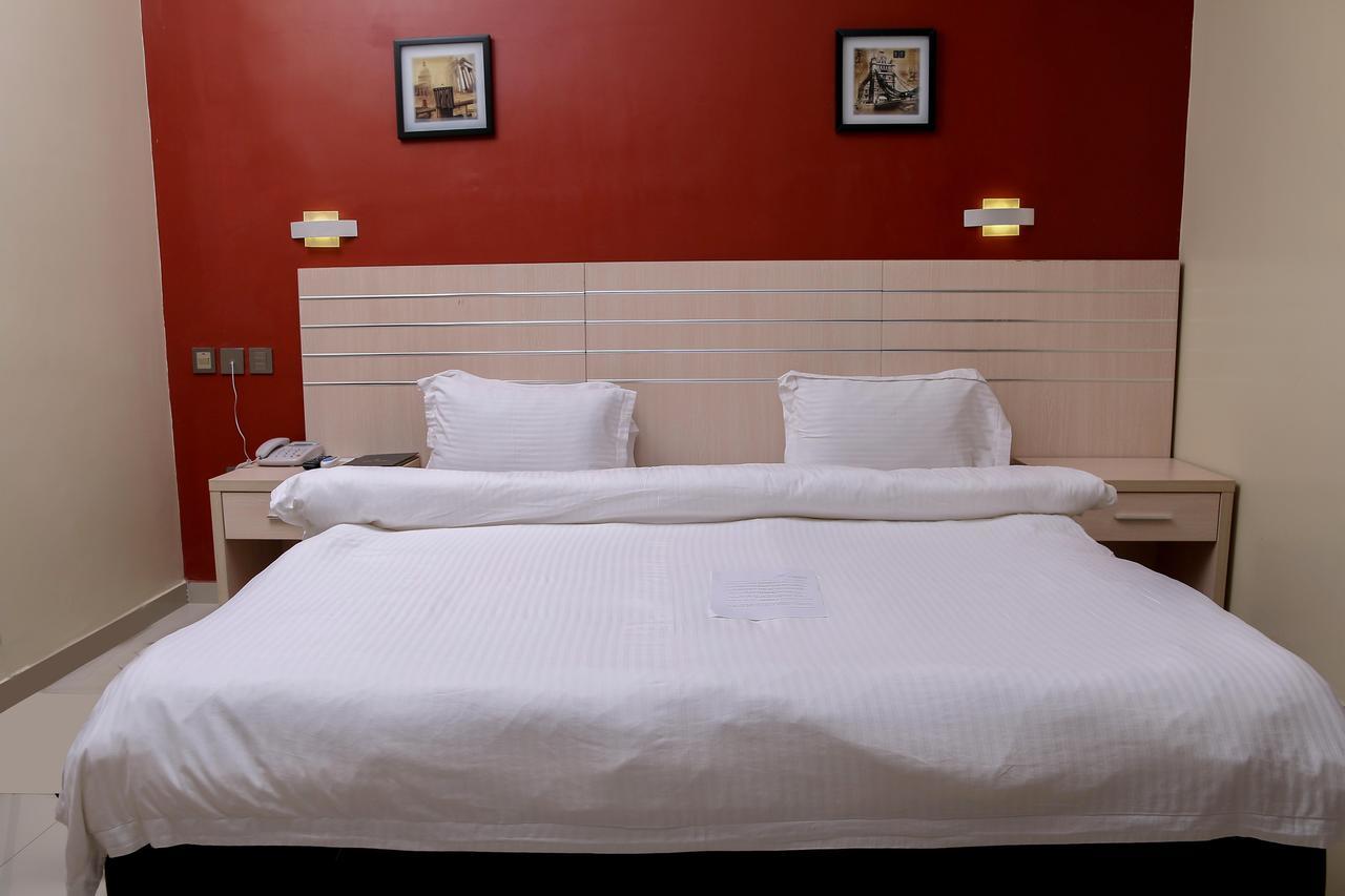 Albertville Luxury Rooms Ilesa Екстер'єр фото